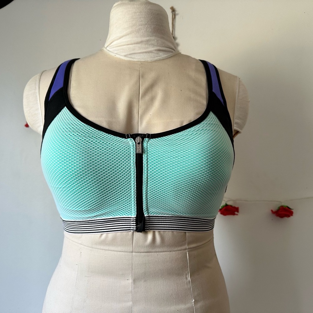 Victoria's Secret Mint Black Sports Bra Zip Front Moisture-Wicking 34DD 34E